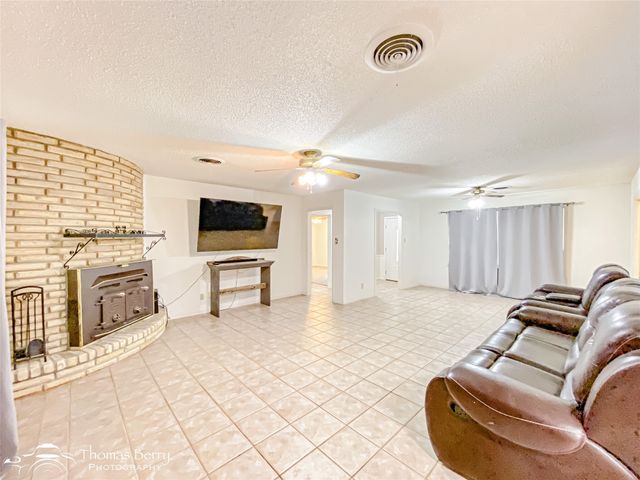 1517 N Pioneer Drive, Abilene, TX 79603