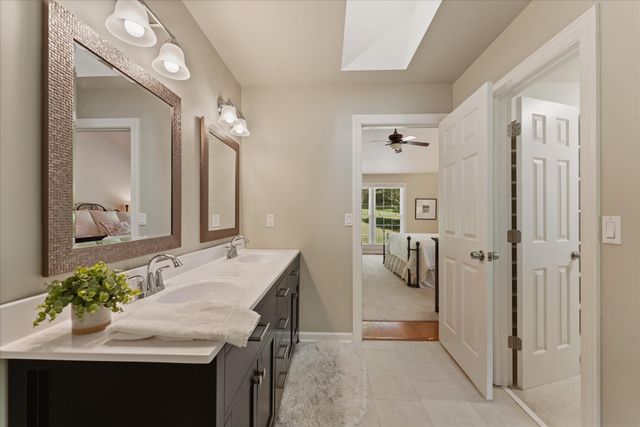 494 Deer Ridge Ln, Nashville, TN 37221