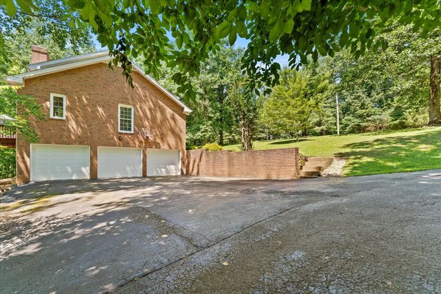 494 Deer Ridge Ln, Nashville, TN 37221