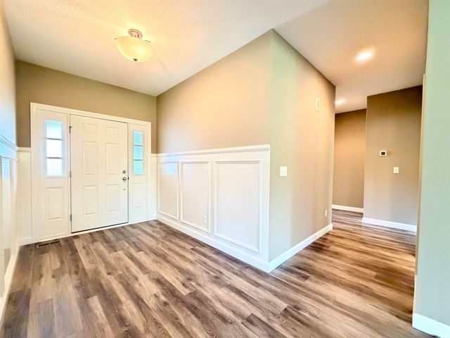 15279 Leo Creek Boulevard, Leo, IN 46765