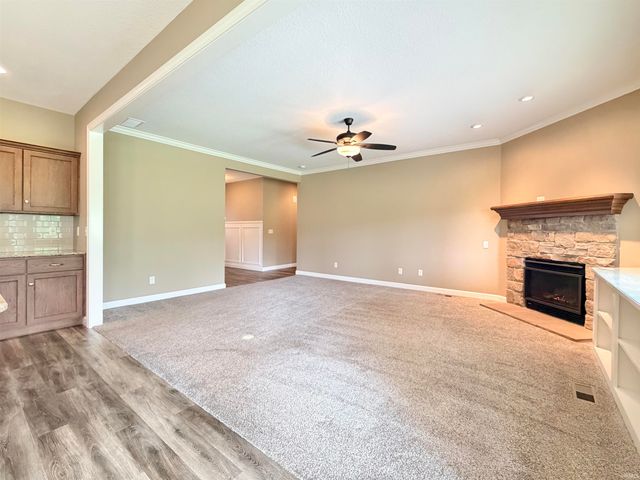 15279 Leo Creek Boulevard, Leo, IN 46765