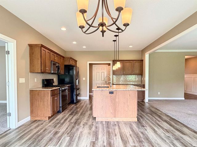 15279 Leo Creek Boulevard, Leo, IN 46765