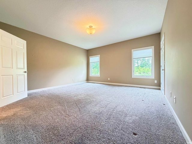 15279 Leo Creek Boulevard, Leo, IN 46765