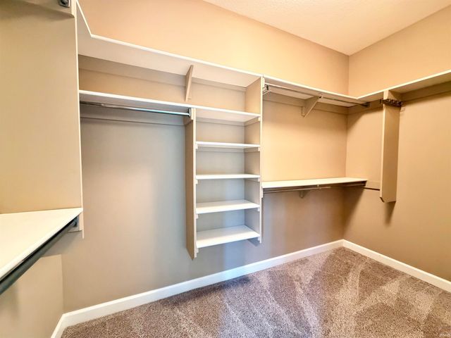 15279 Leo Creek Boulevard, Leo, IN 46765