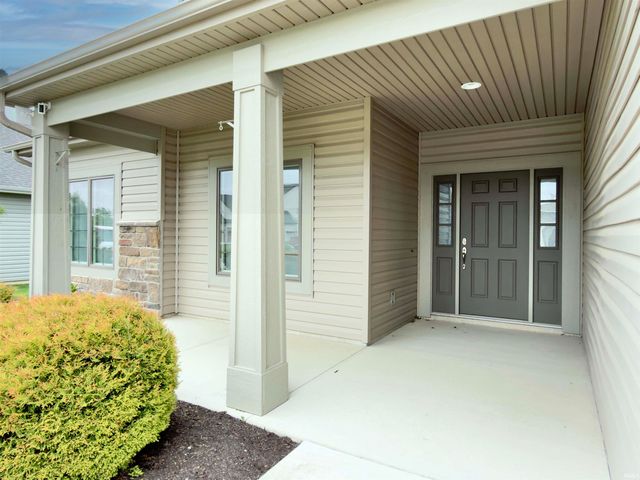 15279 Leo Creek Boulevard, Leo, IN 46765