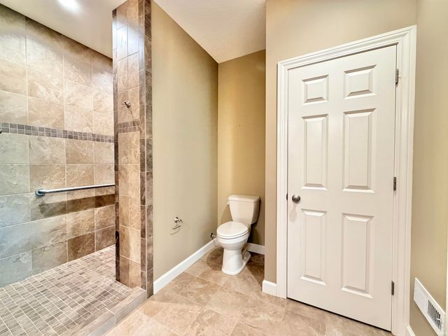 15279 Leo Creek Boulevard, Leo, IN 46765