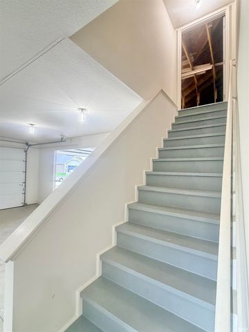 15279 Leo Creek Boulevard, Leo, IN 46765