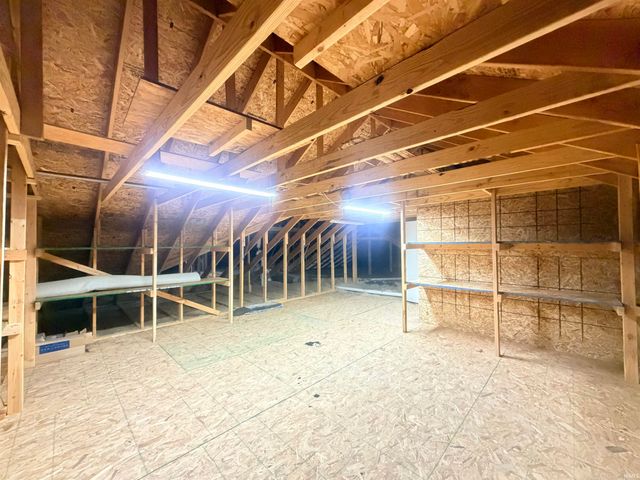15279 Leo Creek Boulevard, Leo, IN 46765