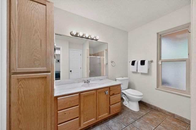 9663 De Vargas Loop NE, Albuquerque, NM 87109