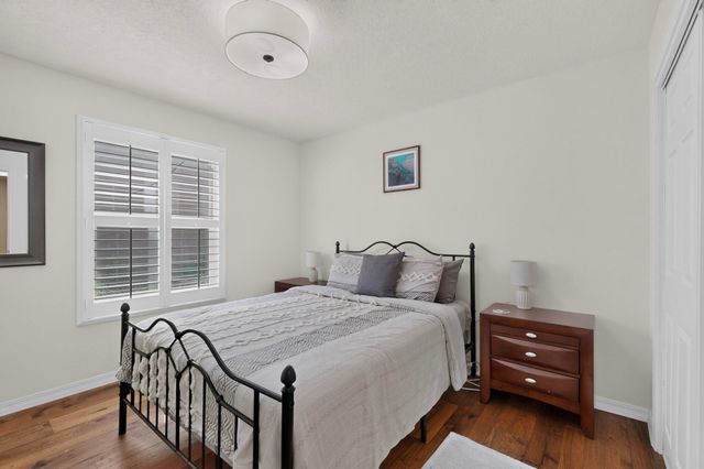 9663 De Vargas Loop NE, Albuquerque, NM 87109