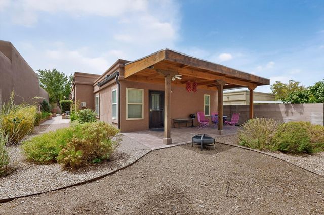 9663 De Vargas Loop NE, Albuquerque, NM 87109