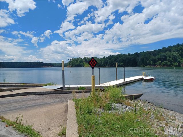 88 Lowden Drive 88, Nebo, NC 28761