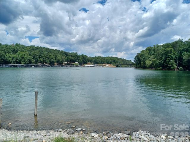 88 Lowden Drive 88, Nebo, NC 28761