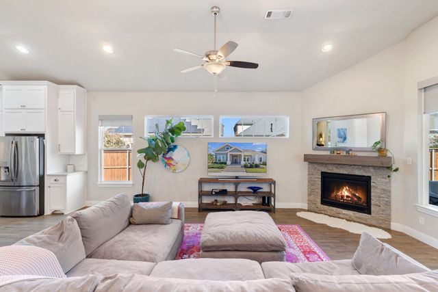 9010 Habersham Drive, Rowlett, TX 75089