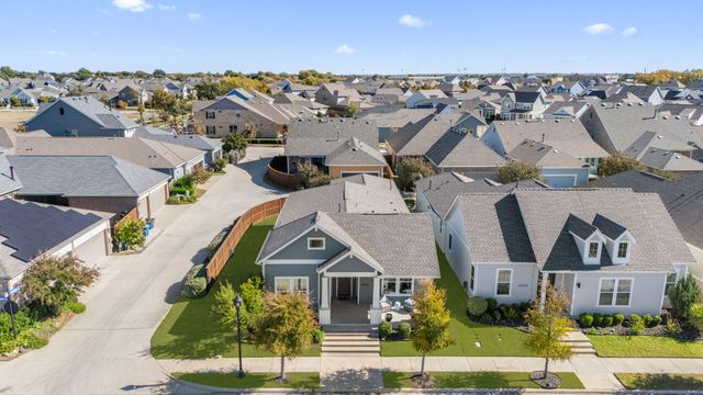 9010 Habersham Drive, Rowlett, TX 75089