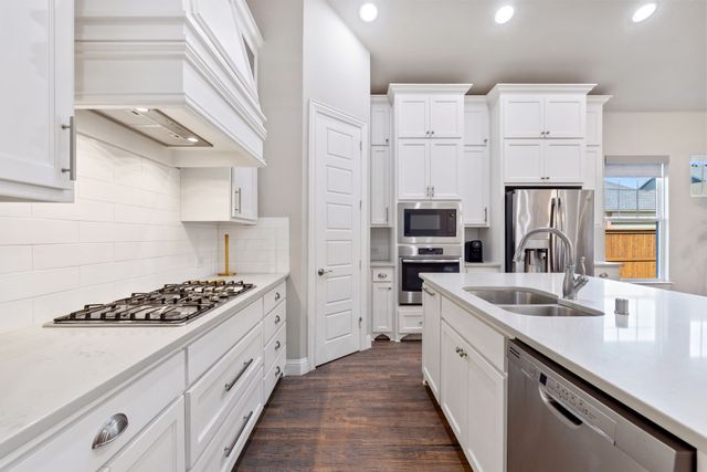 9010 Habersham Drive, Rowlett, TX 75089