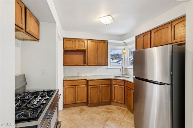 9005 Ansonia Avenue, Brooklyn, OH 44144