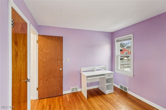 9005 Ansonia Avenue, Brooklyn, OH 44144