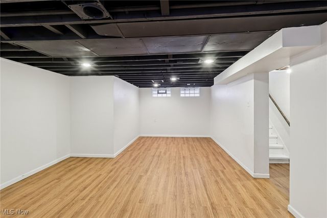 9005 Ansonia Avenue, Brooklyn, OH 44144