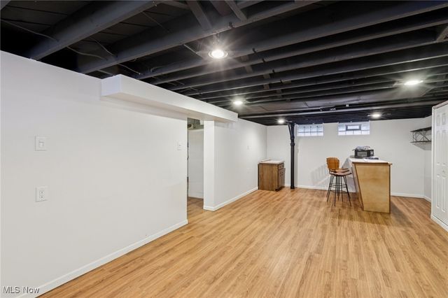 9005 Ansonia Avenue, Brooklyn, OH 44144