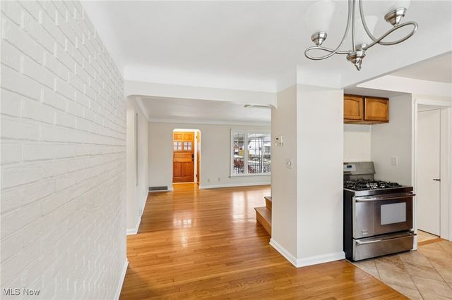 9005 Ansonia Avenue, Brooklyn, OH 44144