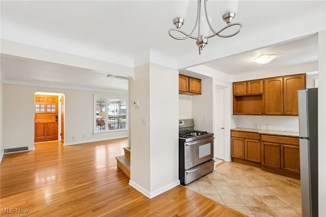 9005 Ansonia Avenue, Brooklyn, OH 44144