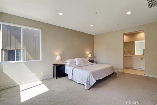 176 Novel, Irvine, CA 92618