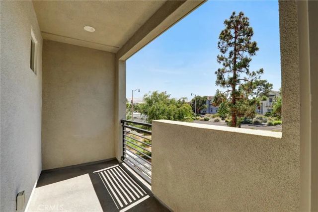 176 Novel, Irvine, CA 92618