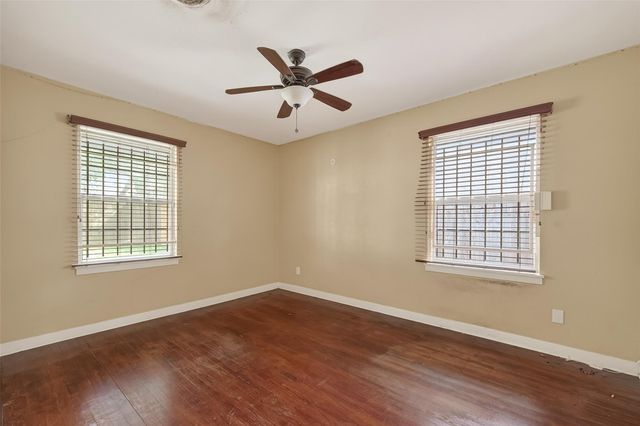 5114 W 43rd Street, Houston, TX 77092