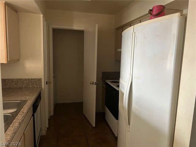 8101 West Flamingo Road 2087, Las Vegas, NV 89147