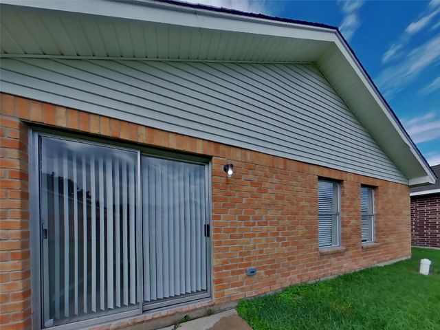 3234 Kelling Street, Houston, TX 77045