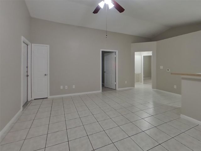 3234 Kelling Street, Houston, TX 77045