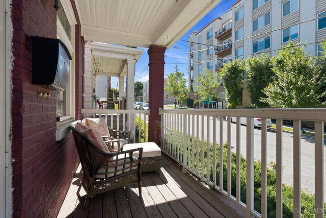 218 Donahue Street, Cincinnati, OH 45219