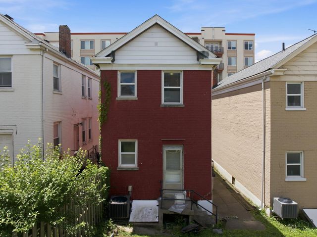 218 Donahue Street, Cincinnati, OH 45219