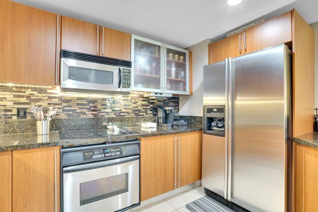 610 CLEMATIS Street 401, West Palm Beach, FL 33401