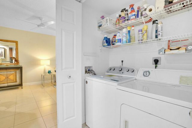 610 CLEMATIS Street 401, West Palm Beach, FL 33401