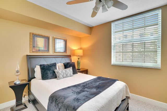 610 CLEMATIS Street 401, West Palm Beach, FL 33401