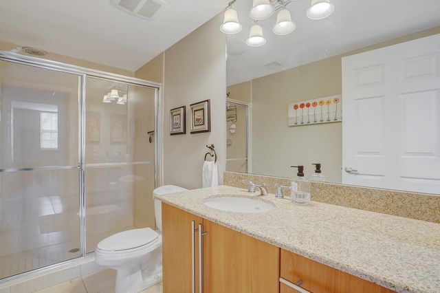 610 CLEMATIS Street 401, West Palm Beach, FL 33401