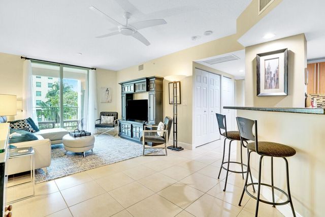 610 CLEMATIS Street 401, West Palm Beach, FL 33401