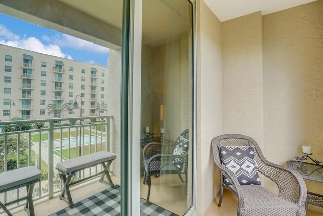610 CLEMATIS Street 401, West Palm Beach, FL 33401