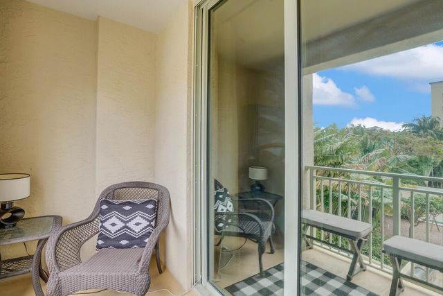 610 CLEMATIS Street 401, West Palm Beach, FL 33401