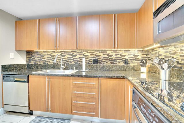 610 CLEMATIS Street 401, West Palm Beach, FL 33401