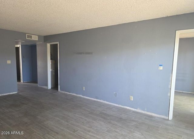 2518 W RUE DE LAMOUR Avenue, Phoenix, AZ 85029