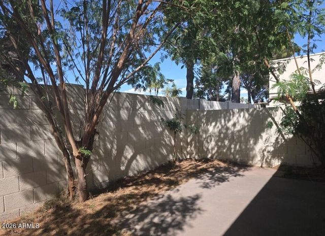 2518 W RUE DE LAMOUR Avenue, Phoenix, AZ 85029