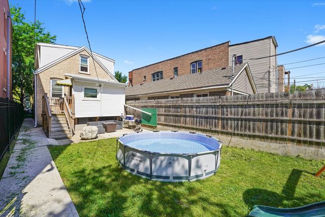 525 N Saint Louis Avenue, Chicago, IL 60624