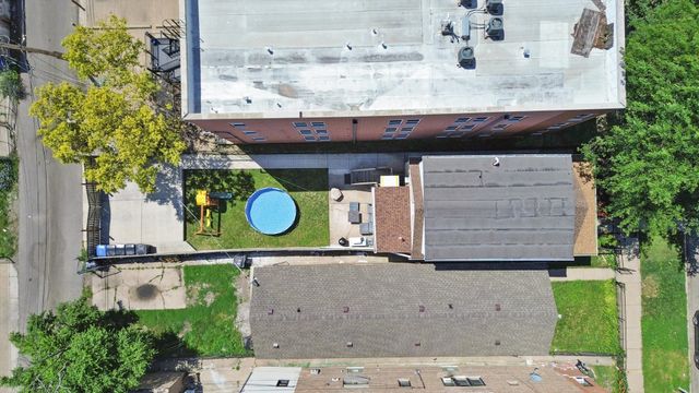 525 N Saint Louis Avenue, Chicago, IL 60624