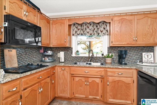 4137 COUNTY ROAD 940, Cullman, AL 35057