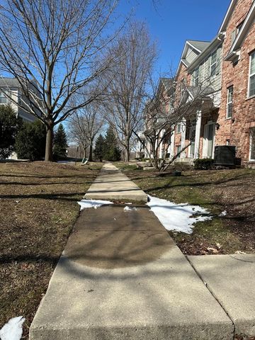 2518 Anna Way, Elgin, IL 60124