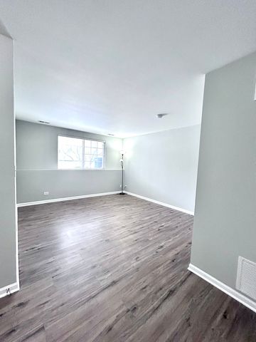 2518 Anna Way, Elgin, IL 60124