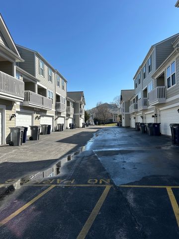 2518 Anna Way, Elgin, IL 60124